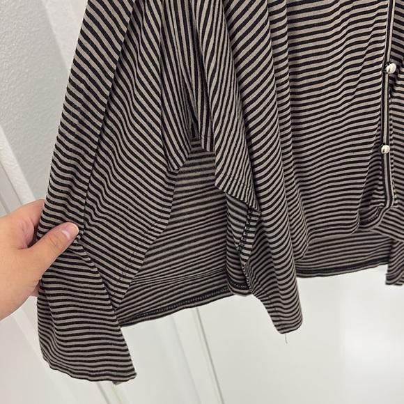 Striped Tank - Picture 2 of 3